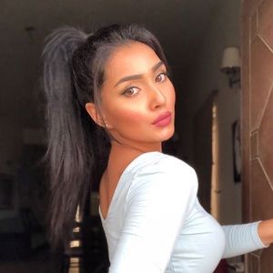 Meet your Posher, Rabeea